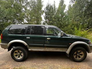 2000 Mitsubishi Pajero Sport I, зелёный, 360000 рублей, вид 2