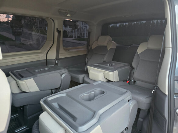 2022 Volkswagen Multivan T7, серый, 5890000 рублей - вид 10