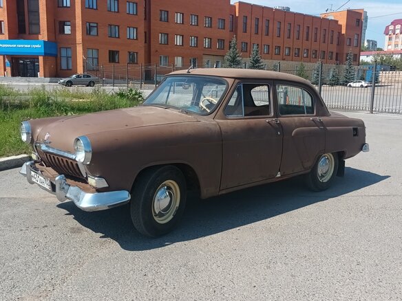1960 ГАЗ 21 «Волга» 21В, коричневый, 600000 рублей - вид 1