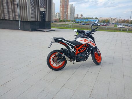 2018 KTM 390 Duke, белый, 360000 рублей, вид 5