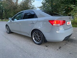 2010 Kia Cerato 6-speed II, серый, 550000 рублей, вид 5