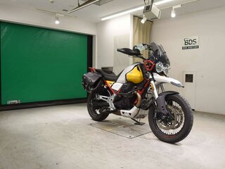 2019 Moto Guzzi V85 TT, белый, 797000 рублей, вид 3