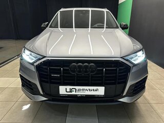 2022 Audi Q7 45 TDI II (4M) Рестайлинг, серый, 10200000 рублей, вид 2