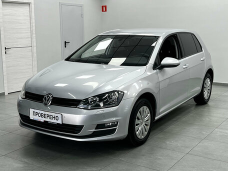 Volkswagen Golf VII