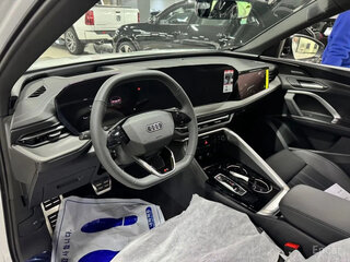 2025 Audi Q5 40 TDI III (GU), белый, 6948000 рублей, вид 5