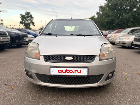 2008 Ford Fiesta Mk5, серебристый, 365000 рублей, вид 2