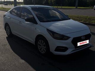 2018 Hyundai Solaris II, белый, 600000 рублей, вид 3