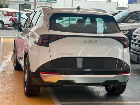 2026 Kia Sportage V Рестайлинг, белый, 3830000 рублей, вид 3