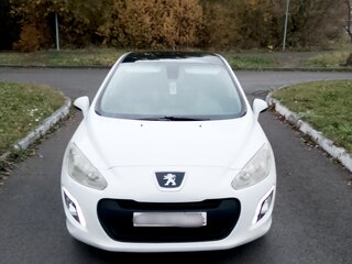 2012 Peugeot 308 I Рестайлинг, белый, 360000 рублей, вид 4