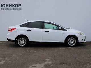 2011 Ford Focus III, белый, 599000 рублей, вид 4