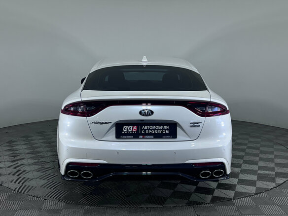 2018 Kia Stinger I, белый, 2330000 рублей - вид 5