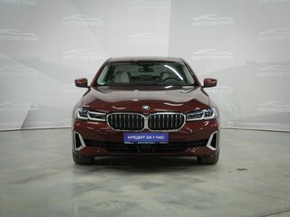 2020 BMW 5 серии 530d xDrive VII (G30/G31/G38) Рестайлинг, красный, 6299000 рублей, вид 2