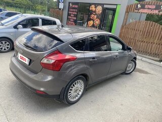 2012 Ford Focus III, коричневый, 600000 рублей, вид 3
