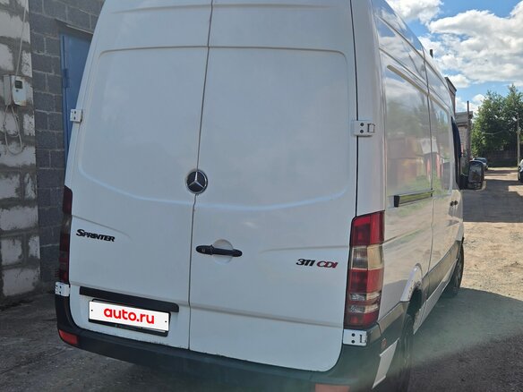 2008 Mercedes-Benz Sprinter, белый, 1400000 рублей - вид 2