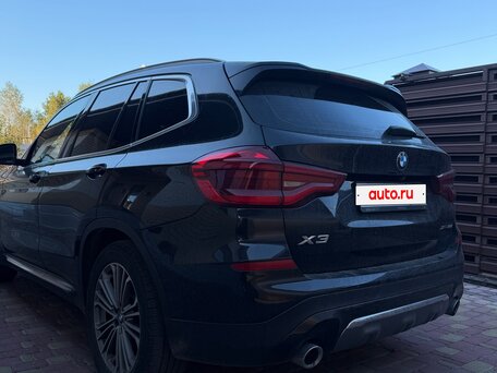 2020 BMW X3 20i xDrive III (G01), чёрный, 4300000 рублей, вид 3