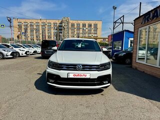 2019 Volkswagen Tiguan II, белый, 2490000 рублей, вид 3