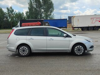 2009 Ford Focus II Рестайлинг, серебристый, 330000 рублей, вид 3