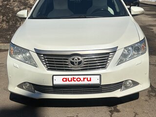 2014 Toyota Camry VII (XV50), белый, 1399000 рублей, вид 1