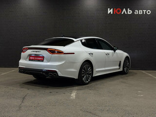 2018 Kia Stinger I, белый, 2550000 рублей, вид 5