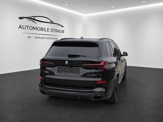 2025 BMW X5 30d IV (G05/G18) Рестайлинг, чёрный, 13300000 рублей, вид 3