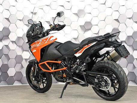 2017 KTM 1290 Super Adventure S, белый, 1077000 рублей, вид 1