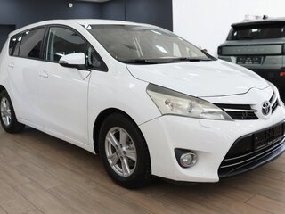 2013 Toyota Verso I Рестайлинг, белый, 1150000 рублей, вид 2