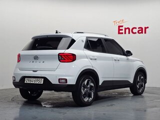 2022 Hyundai Venue I, белый, 1642000 рублей, вид 4