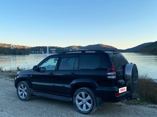 2007 Toyota Land Cruiser Prado 5-speed 120 Series Рестайлинг, чёрный, 2150000 рублей, вид 3