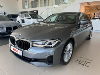 2021 BMW 5 серии 520i VII (G30/G31/G38) Рестайлинг, серый, 4300000 рублей, вид 1
