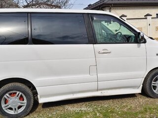 2001 Toyota Lite Ace V, белый, 680000 рублей, вид 2