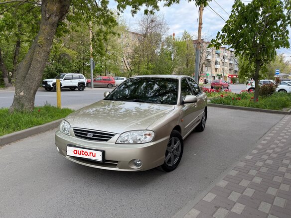 2007 Kia Spectra I Рестайлинг 2, бежевый, 550000 рублей - вид 2