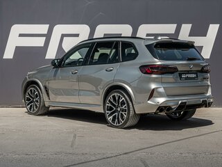 2021 BMW X5 M III (F95), серый, 9769000 рублей, вид 2