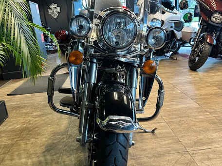 2018 Harley-Davidson Road King, чёрный, 2350000 рублей, вид 3