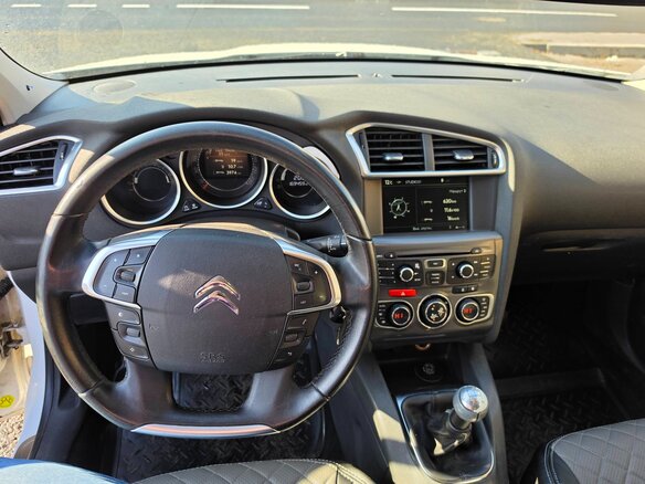 2012 Citroen C4 II, белый, 749000 рублей - вид 4