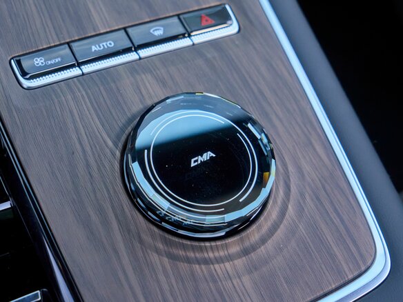 2026 Geely Monjaro I Рестайлинг, зелёный, 4855990 рублей - вид 28