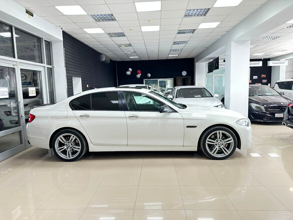 2011 BMW 5 серии 523i VI (F10/F11/F07), белый - вид 3