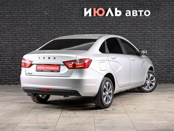 2018 Lada (ВАЗ) Vesta I, серебристый, 830000 рублей - вид 3