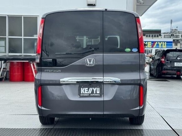 2015 Honda Stepwgn V, серый - вид 4