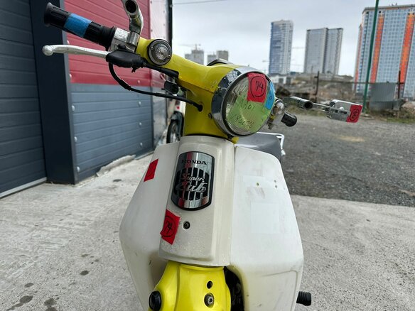 2010 Honda Super Cub, жёлтый, 75000 рублей - вид 1