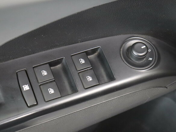 2014 Chevrolet Aveo II, серебристый - вид 8