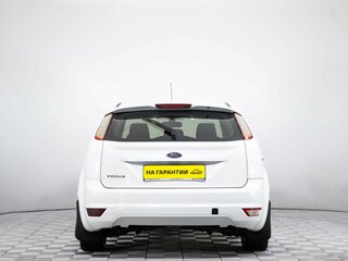 2011 Ford Focus II Рестайлинг, белый, 799000 рублей, вид 5