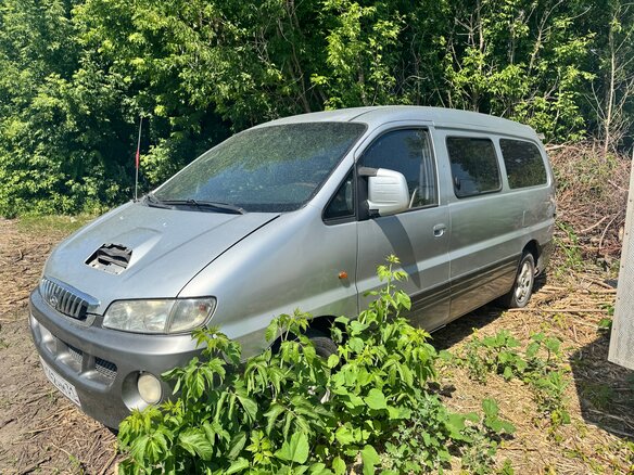 2002 Hyundai Starex I Рестайлинг, серый, 195000 рублей