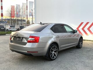 2018 Skoda Octavia III (A7) Рестайлинг, бежевый, 1700000 рублей, вид 5