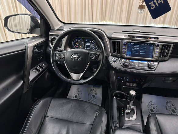 2018 Toyota RAV4 IV (XA40) Рестайлинг, красный, 2649900 рублей - вид 14