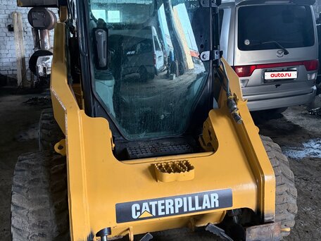2010 Caterpillar 262, оранжевый, 2600000 рублей, вид 4