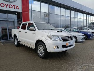 2013 Toyota Hilux VII Рестайлинг, белый, 2700000 рублей, вид 3