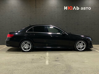 2013 Mercedes-Benz E-Класс 200 IV (W212, S212, C207) Рестайлинг, чёрный, 2050000 рублей, вид 4