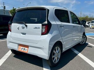 2022 Daihatsu Mira e:S II, белый, 575000 рублей, вид 5