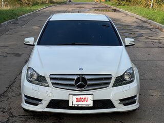 2012 Mercedes-Benz C-Класс 200 III (W204) Рестайлинг, белый, 1750000 рублей, вид 2