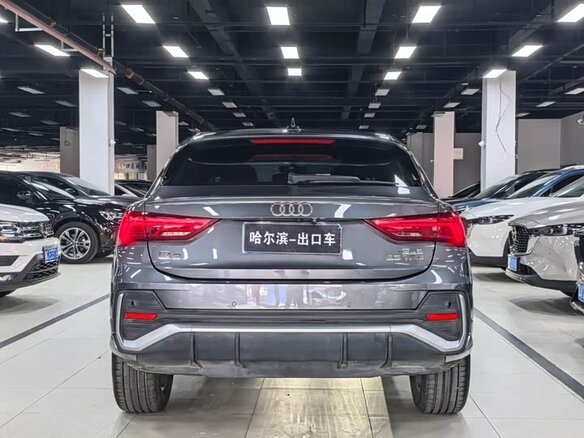 2023 Audi Q3 Sportback 35 TFSI MHEV II (F3), серый, 2440000 рублей - вид 4